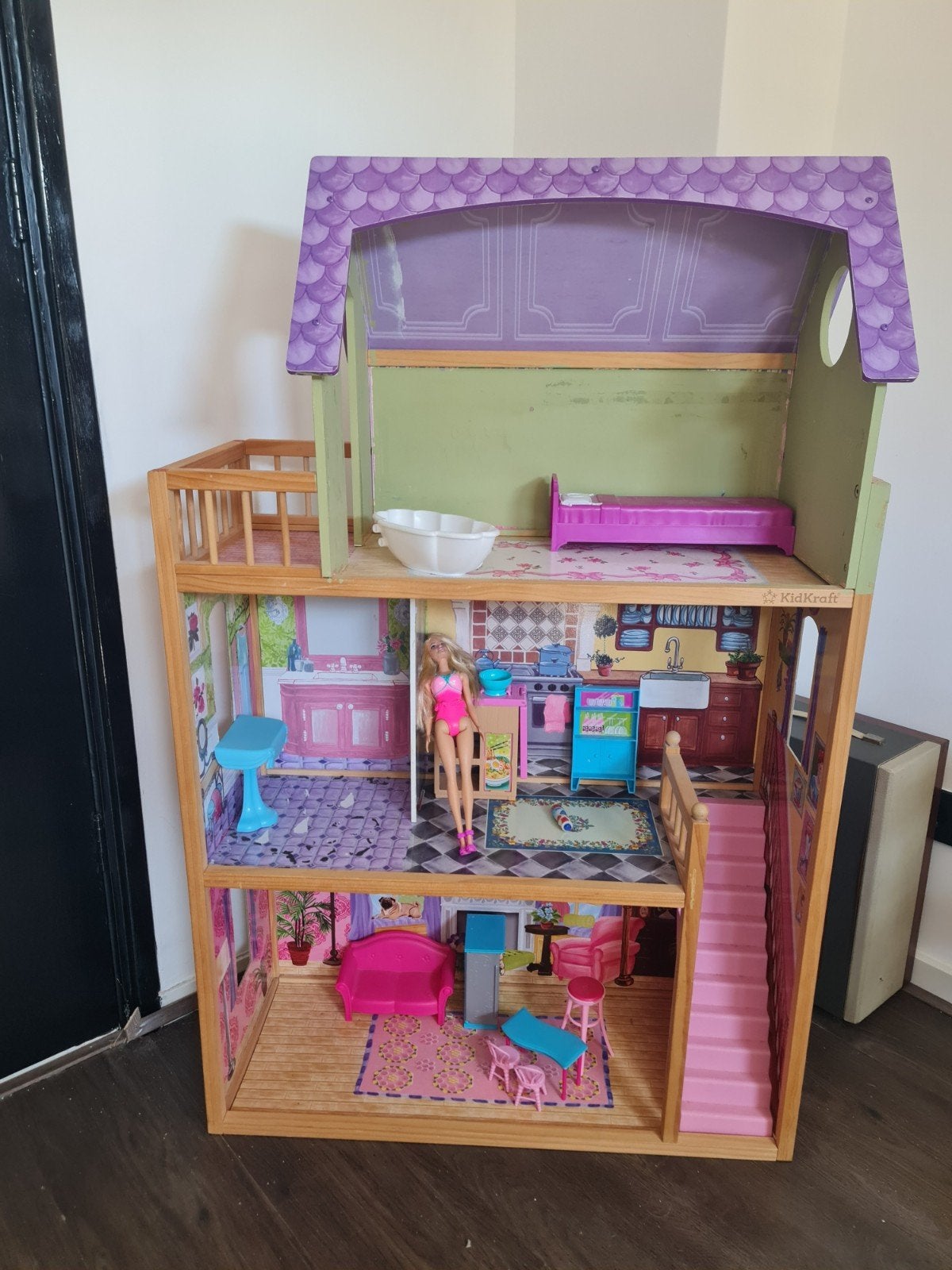 Poppenhuis met meubels, Ophalen, Poppenhuis