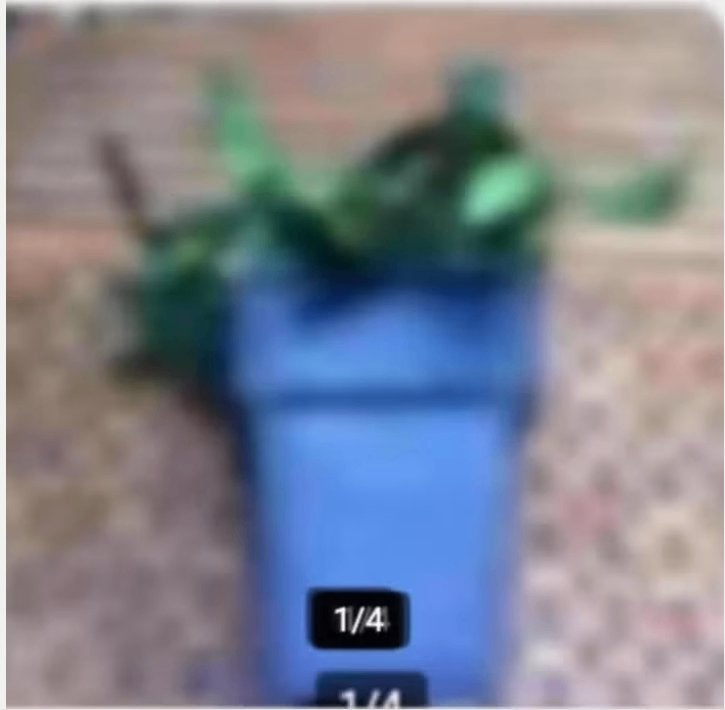 ijzeren bloempot met kunstplant Herts hoorn, Rond, Ophalen of Verzenden, Zo goed als nieuw, Metaal