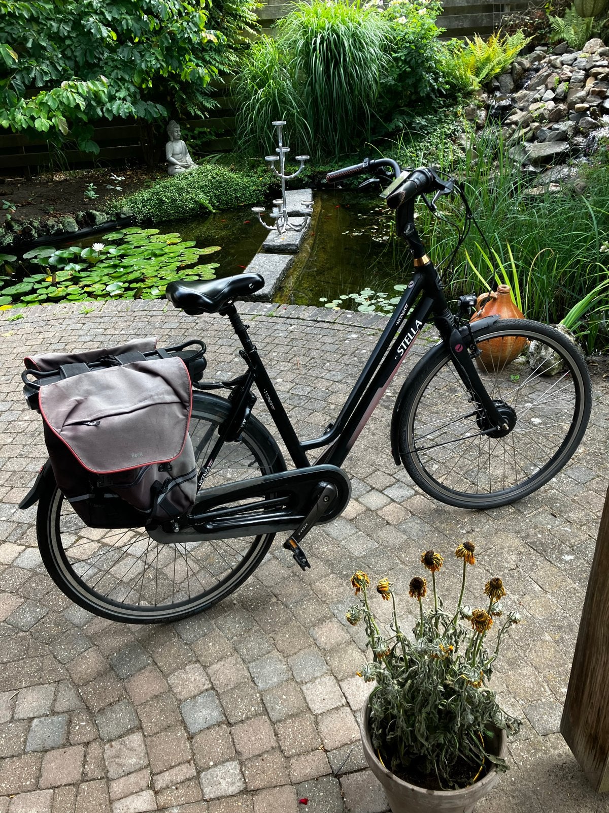 Stella Vicenza elektrische fiets met fietstassen, 51 tot 55 cm, Ophalen, Zo goed als nieuw, 50 km per accu of meer
