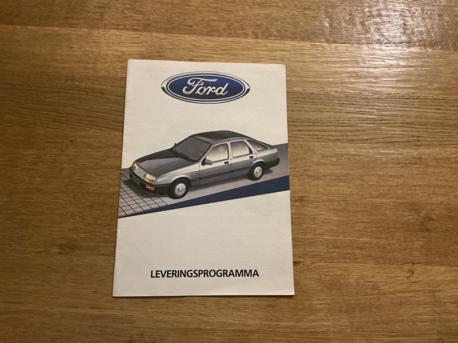 Ford Leveringsprogramma - Escort, Sierra, Orion, Fiesta 1985, Ophalen of Verzenden, Gelezen, Ford