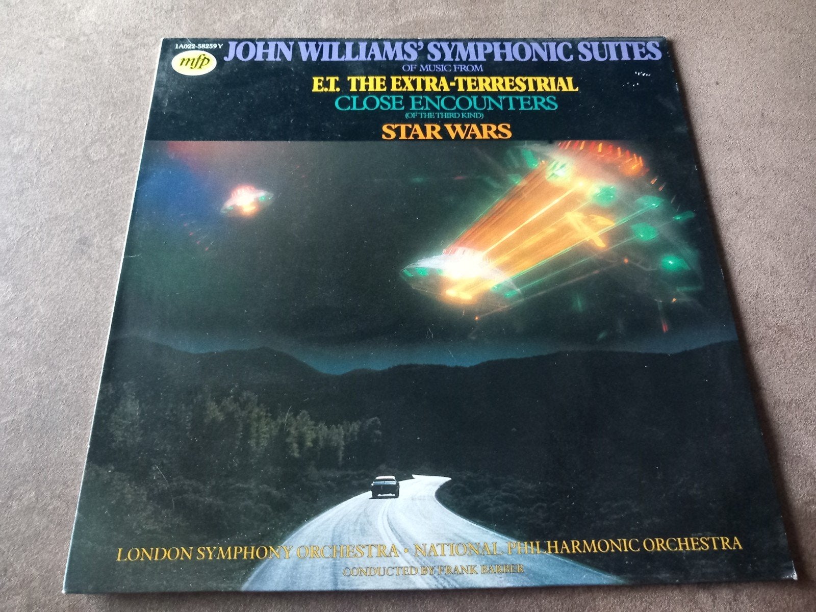 John Williams' Symphonic Suites: E.T., Close Encounters, etc, Ophalen of Verzenden