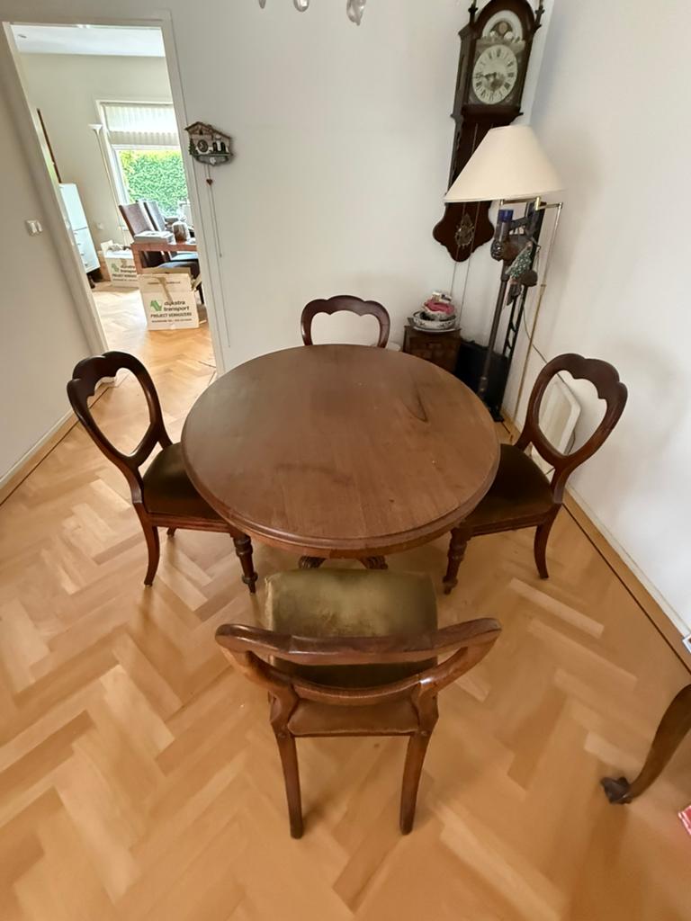 Antieke eettafel met 4 stoelen - Laren (NH), Antiek en Kunst, Antiek | Meubels | Tafels, Ophalen