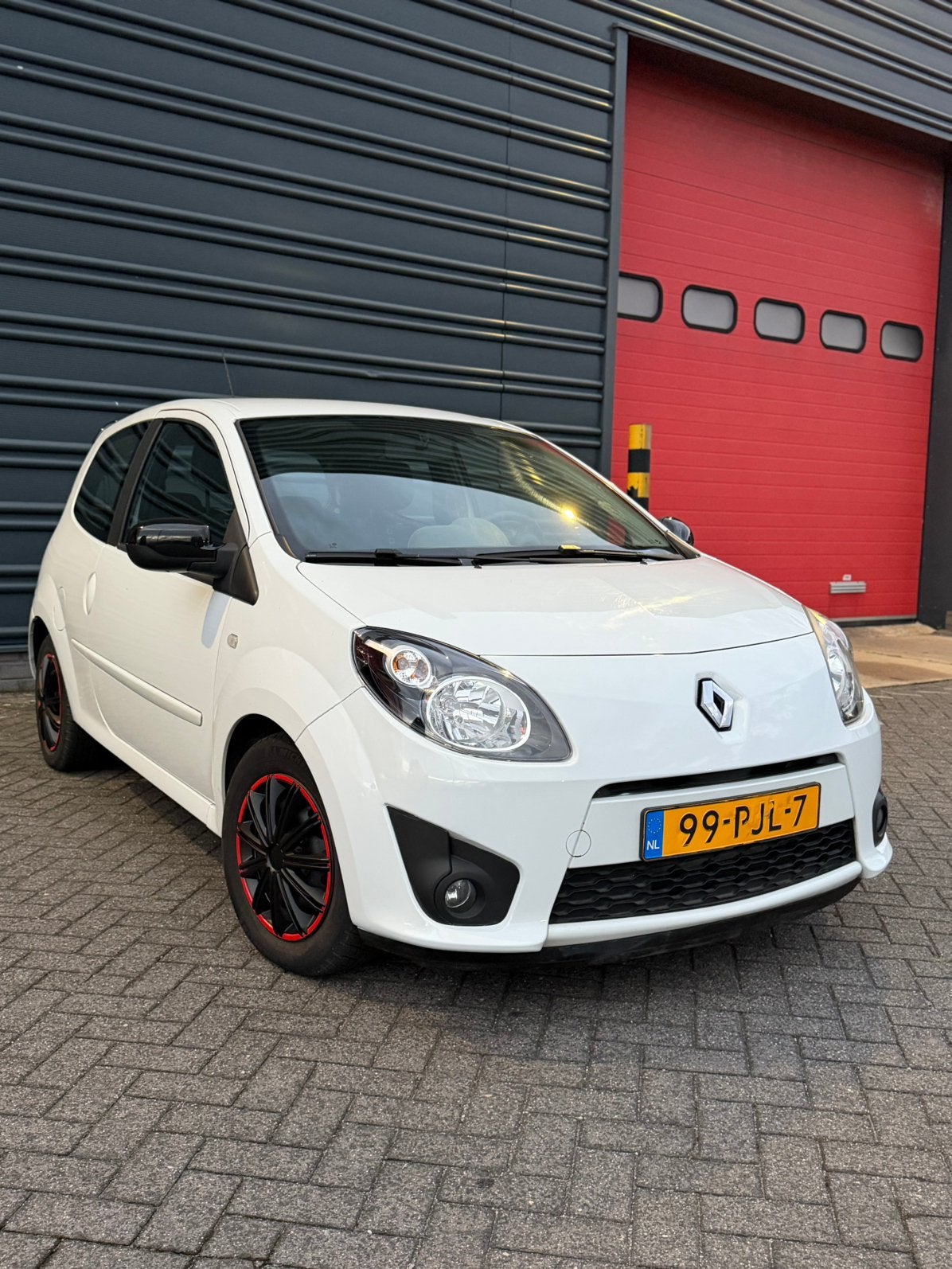 Renault Twingo Wit 1.2 Collection / Cruise Control / Airco, 74 pk, Zwart, 4 stoelen, Wit