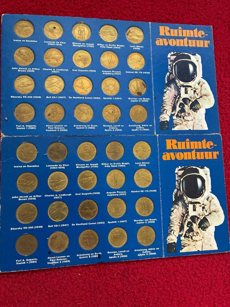Oude munten ruimte avontuur 2x, Ophalen, Verzamelmap