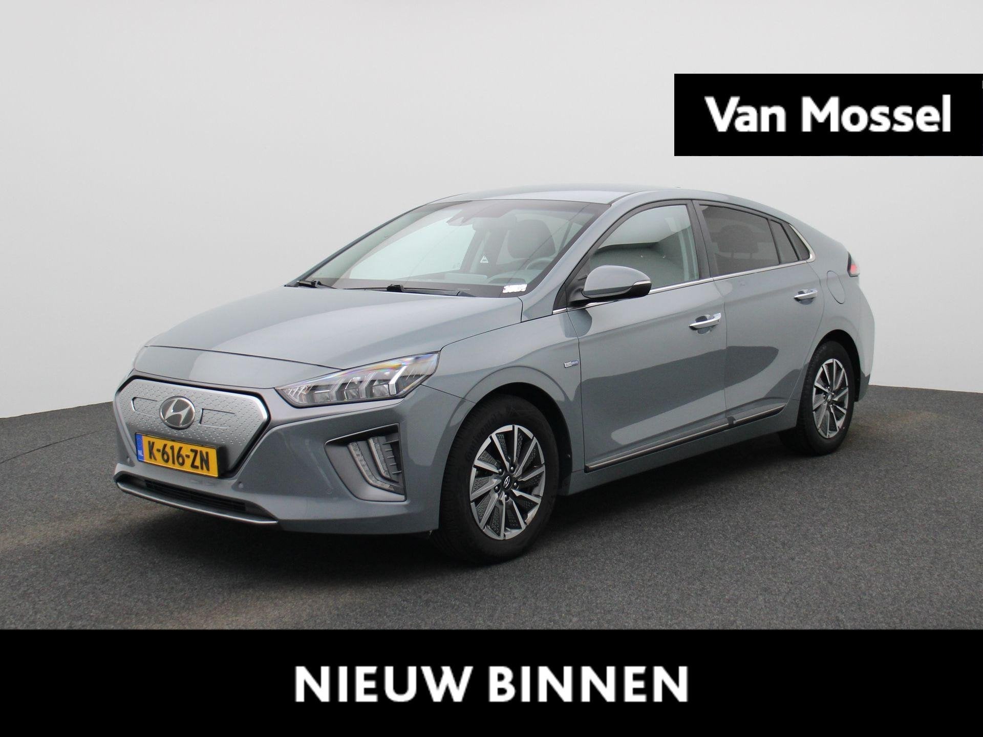 Hyundai IONIQ Premium EV 38 kWh | SOH 100% | Achteruitrijcam, Auto's, Gebruikt, Zwart, Met garantie (alle), IONIQ