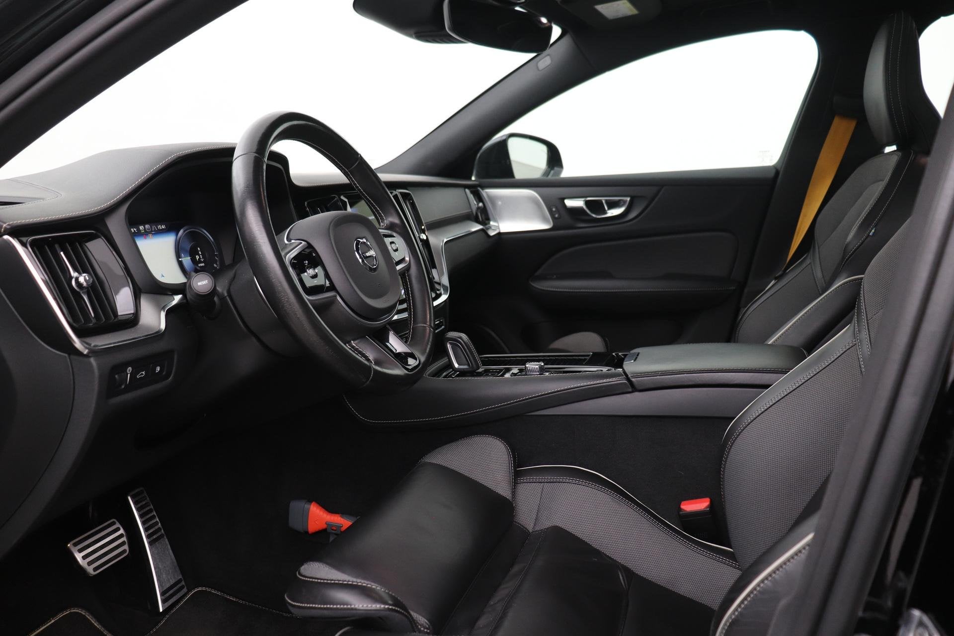 Volvo S60 T8 AWD Polestar Engineered | Schuif-/kanteldak | 2, Auto's, Gebruikt, Euro 6, Zwart, Vierwielaandrijving