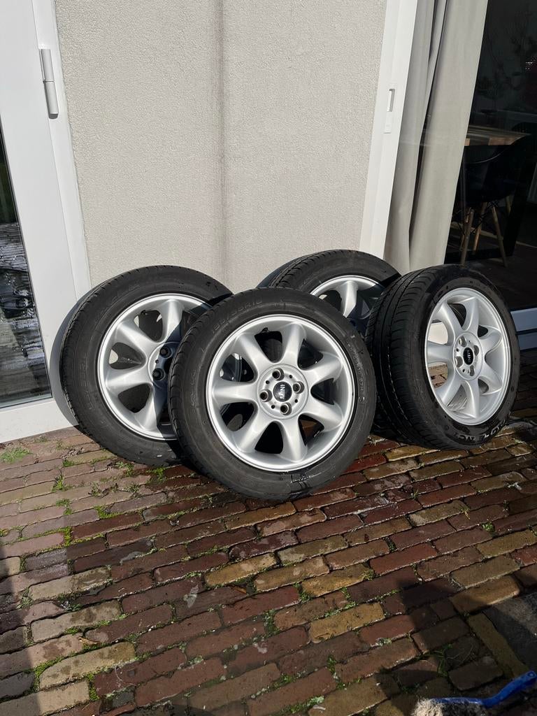 Set van 4 MINI velgen met banden, Auto-onderdelen, Ophalen, Gebruikt, 16 inch, Banden en Velgen