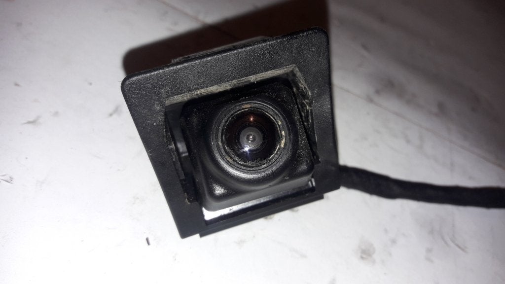 Chevrolet Camaro 2016-2017 achteruitrijcamera, Auto-onderdelen, Gebruikt, Info@gm.com, Chevrolet, Ophalen of Verzenden