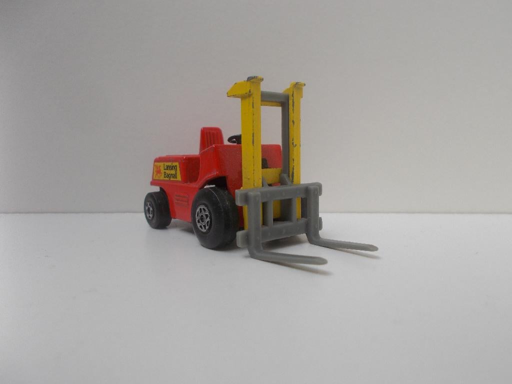 6235 Fork Lift Truck Lesney Matchbox Superfast No 15, Hobby en Vrije tijd, Ophalen of Verzenden, Gebruikt, Bus of Vrachtwagen