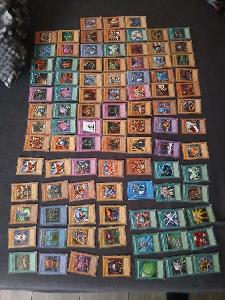 Yu gi oh kaarten collectie snel weg !!! Bieden!!, Hobby en Vrije tijd, Verzamelkaartspellen | Yu-gi-Oh!, Ophalen of Verzenden
