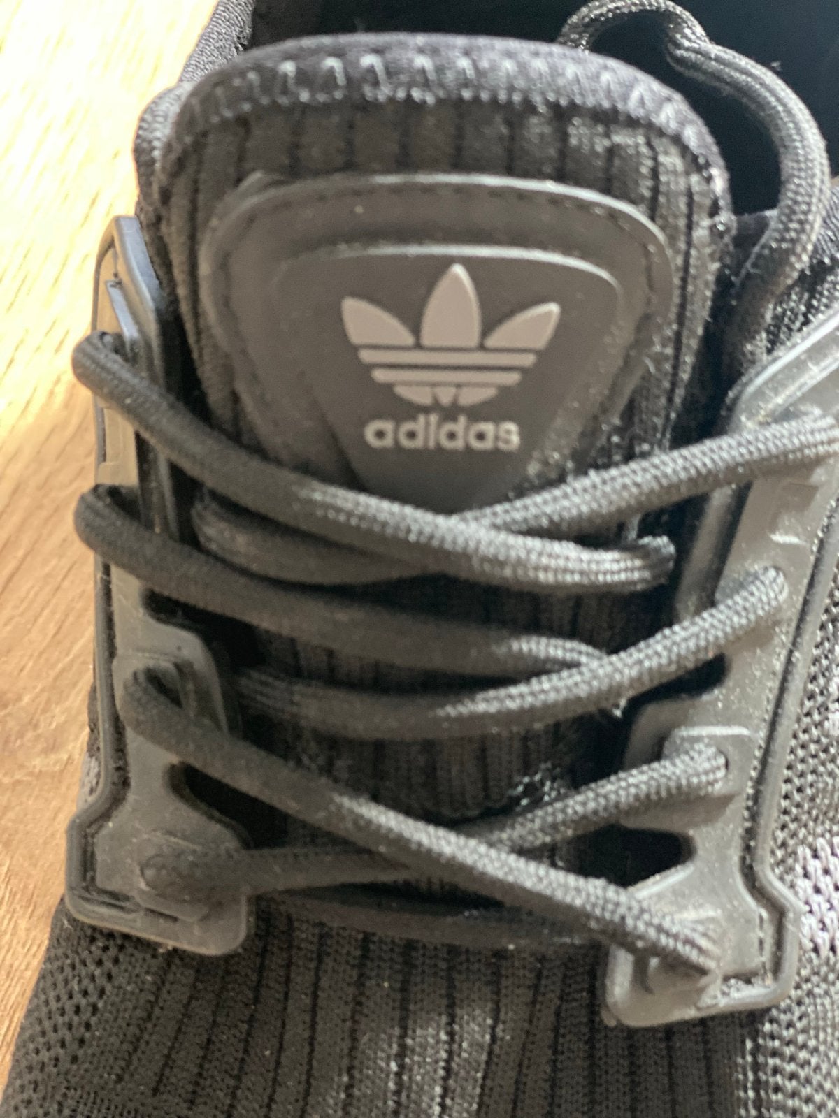 Adidas sneakers maat 41 - Zwart, Ophalen, Zwart, Sneakers of Gympen, Zo goed als nieuw