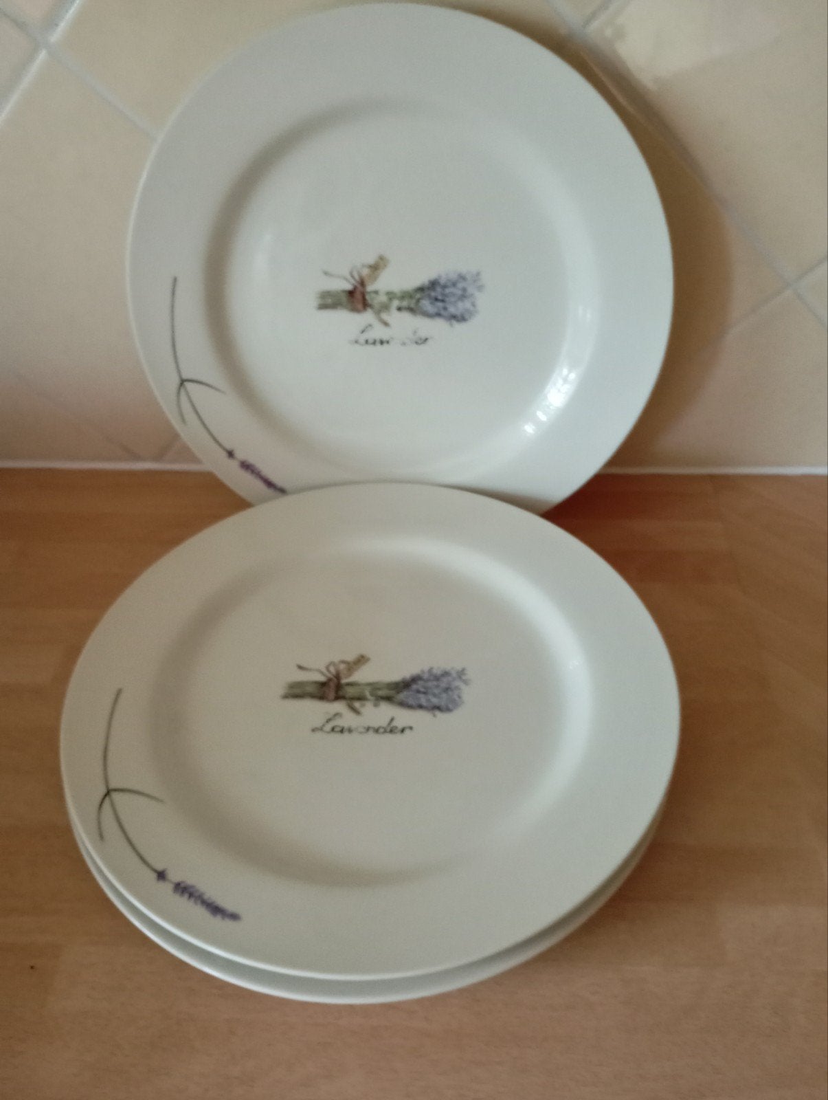 Jet ter Steege 3 borden Lavender, Ophalen of Verzenden, Zo goed als nieuw, Bord(en), Overige stijlen