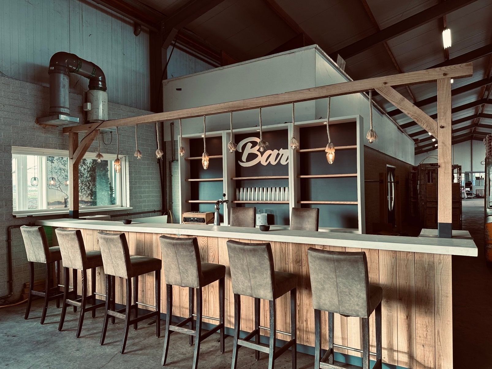 Stijlvolle houten bar, Huis en Inrichting, Barren, Ophalen, Gebruikt