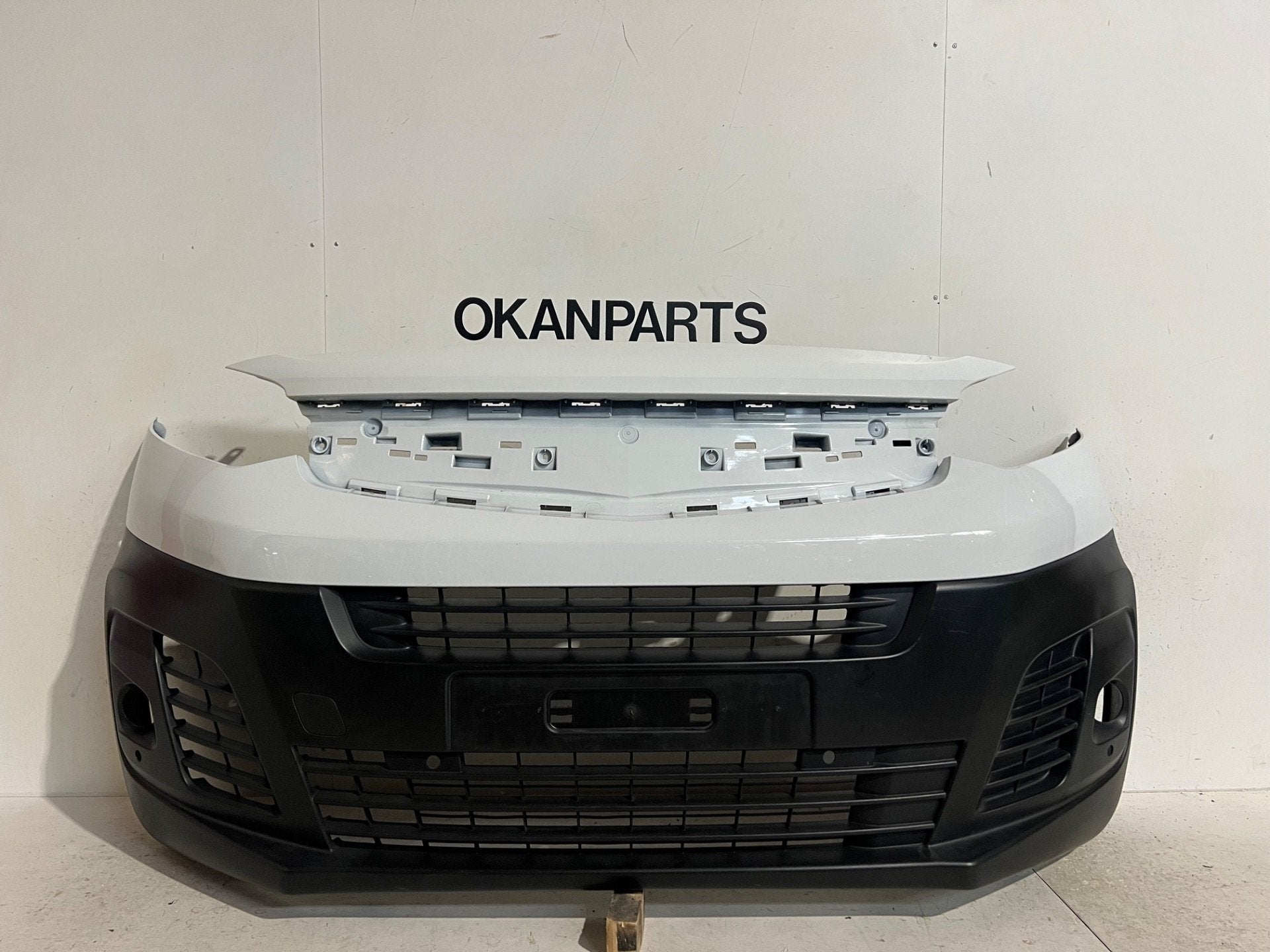 Opel Vivaro C Voorbumper 9808639977, Auto-onderdelen, Gebruikt, Voor, Opel Automobile GmbH, Ophalen of Verzenden