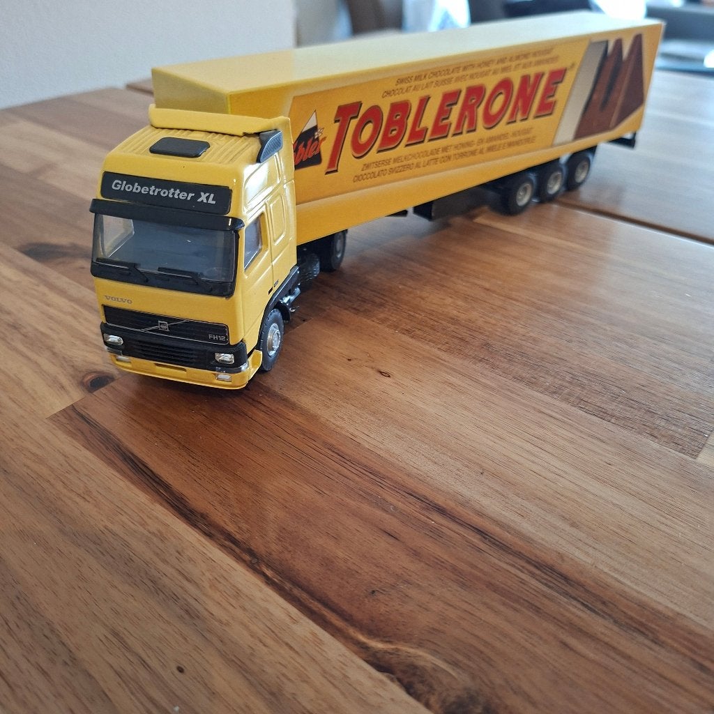 L.TOYS DIV VOLVO,S/DAF,S ,CHOCOLADE,KOEK,SNOEP AUTO,S NIEUW., Verzenden, Nieuw, Bus of Vrachtwagen, Lion Toys