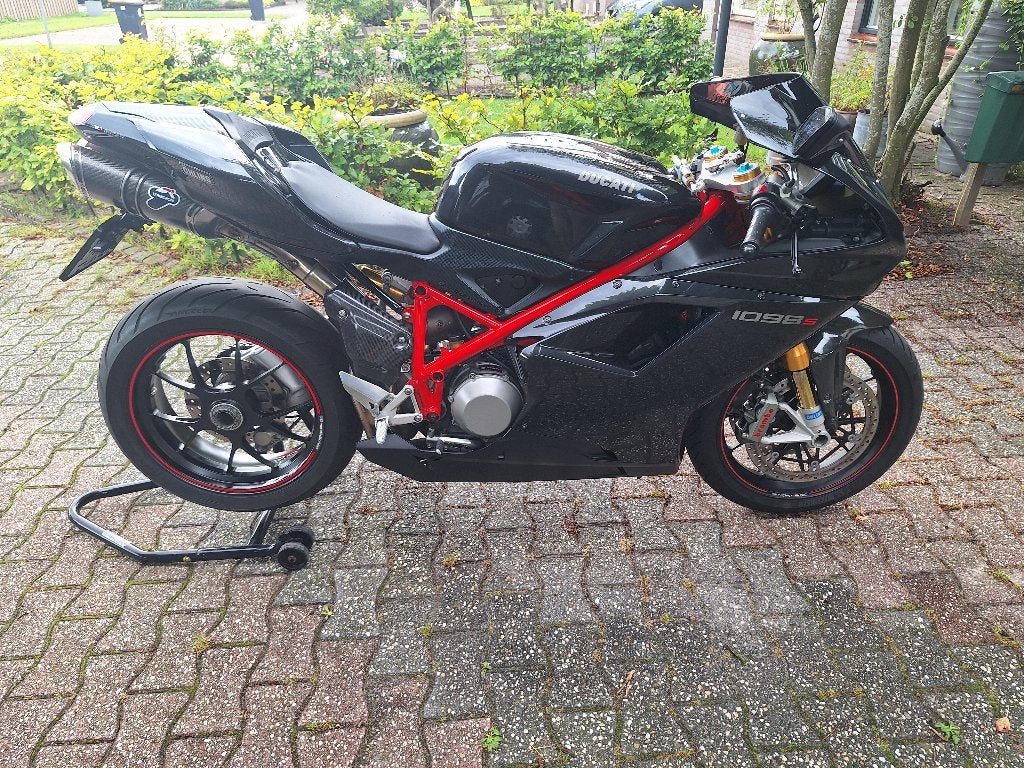 Unieke Ducati 1098S - Topstaat, zeldzame kleurstelling, Motoren, Motoren | Ducati, Sportuitlaat, 2 cilinders, 1098 cc, Motorrijbewijs A