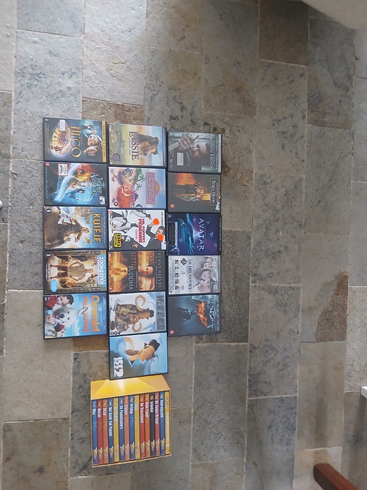 Grote collectie DVD's: films en series bieden kan altijd nog, Ophalen, Inclusief doosje, Nederlands, Vanaf 9 jaar