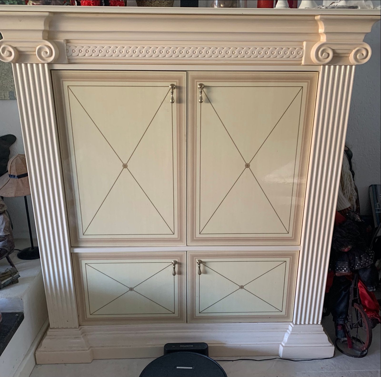 Italiaanse crème Vitrinekast + open- + gesloten tv kast, Huis en Inrichting, Ophalen, Gebruikt, 100 tot 150 cm, 200 cm of meer