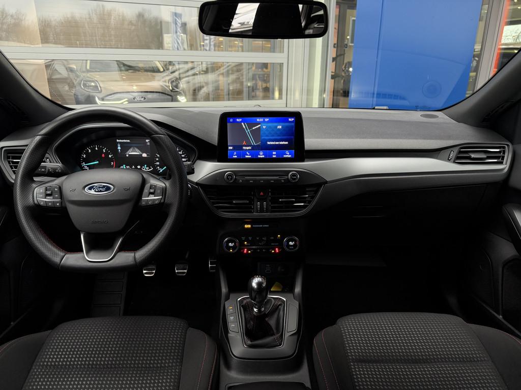 Ford FOCUS Wagon 1.0 EcoBoost Hybrid ST Line | 18 inch | Win, Stof, Gebruikt, Zwart, Zwart