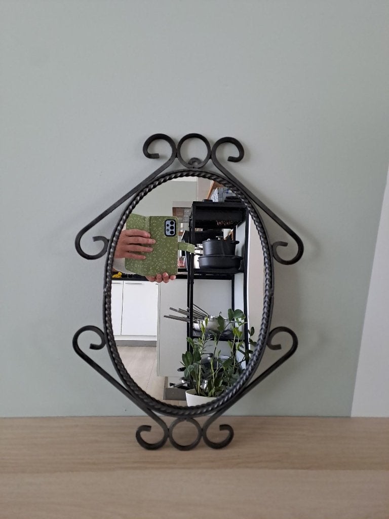 Smeedijzeren vintage mid century spiegel jaren 60/70, Ophalen of Verzenden, Ovaal, Minder dan 50 cm, Minder dan 100 cm
