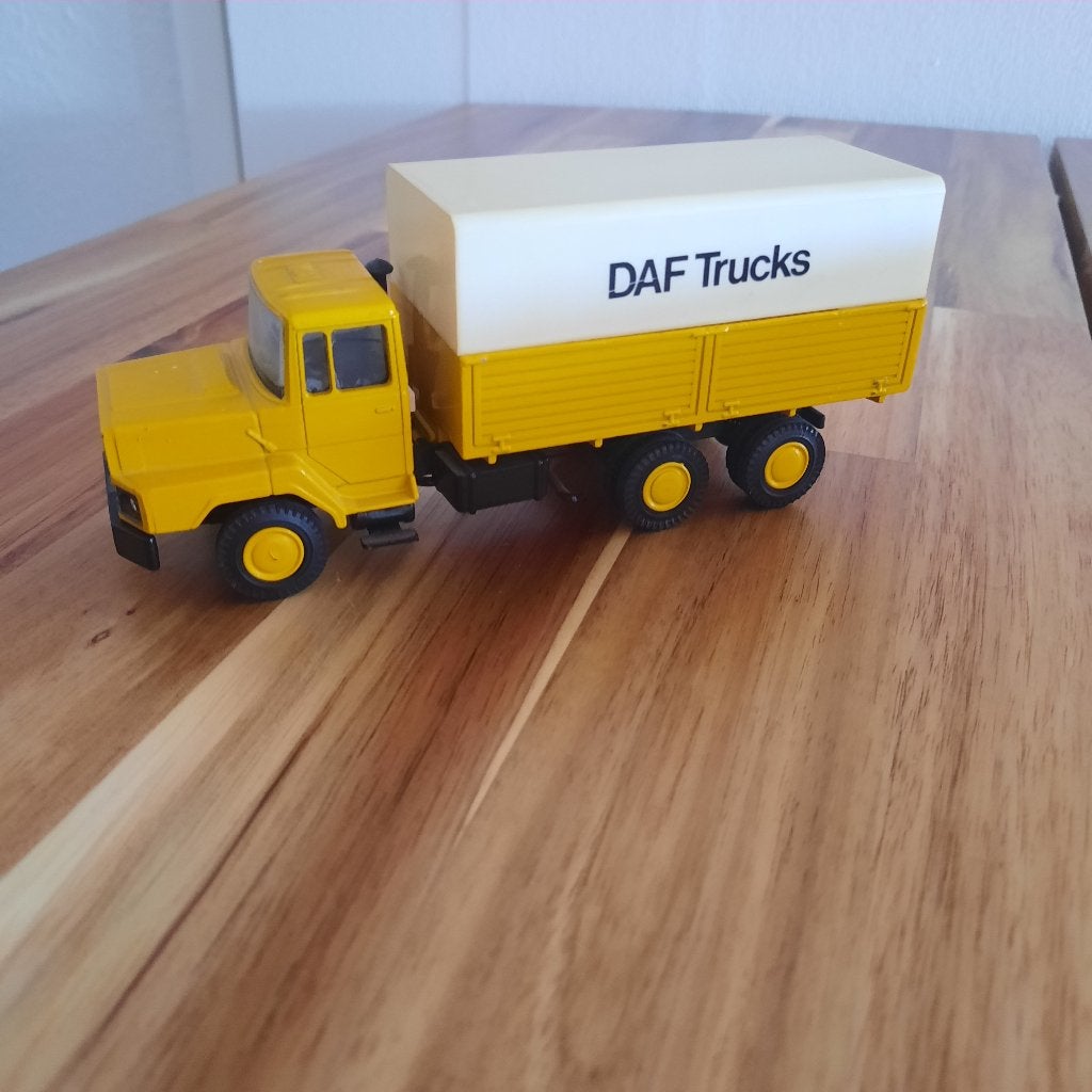 ,DAF,S N.2800 6 X 2 ,SIKKENS.HUIF CBN 6 X 2 MET DOOS .NST., Verzenden, Nieuw, Bus of Vrachtwagen, Lion Toys