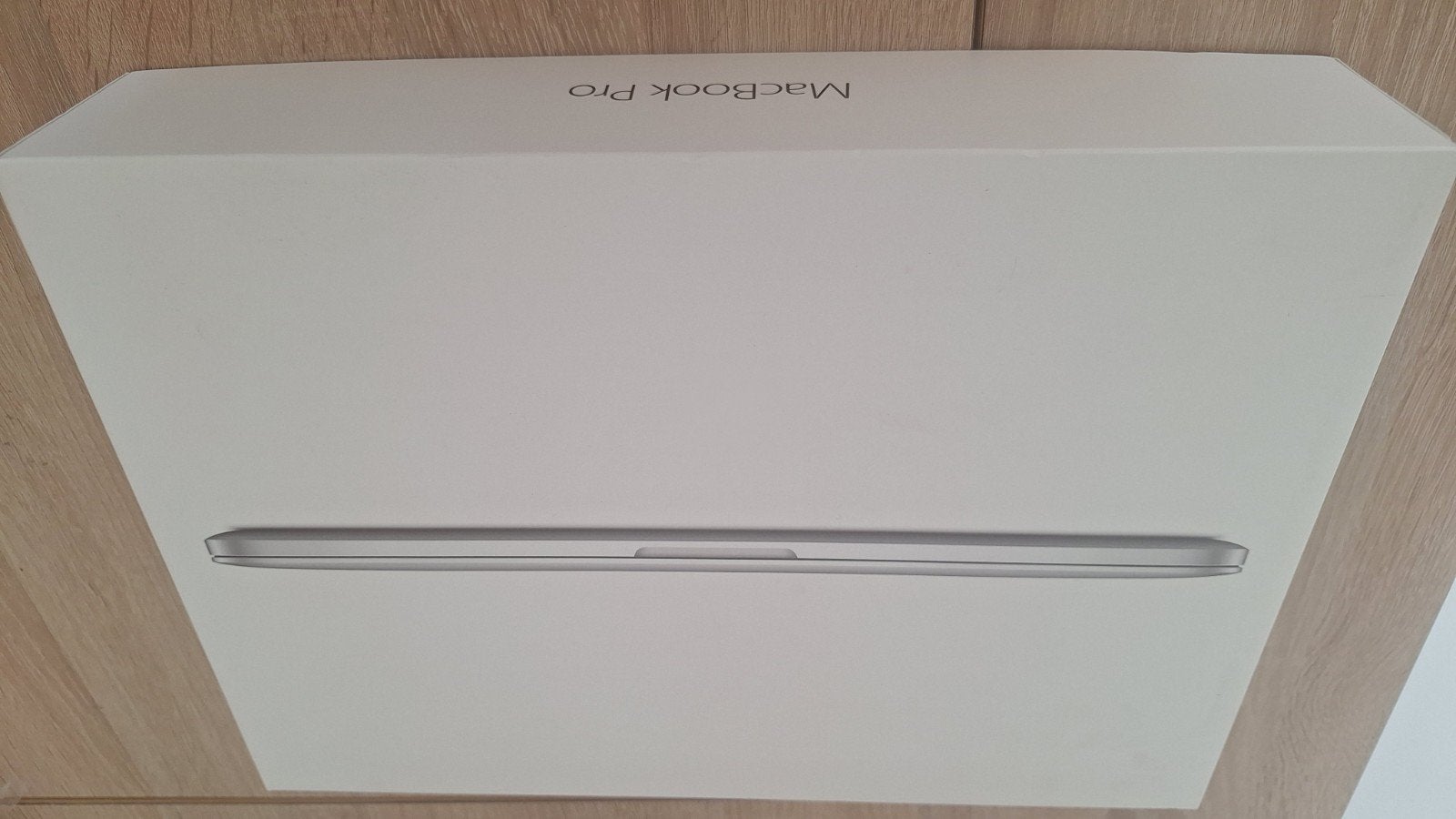 MacBook Pro in doos, Computers en Software, MacBook Pro, Gebruikt, 2 tot 3 Ghz, Qwerty