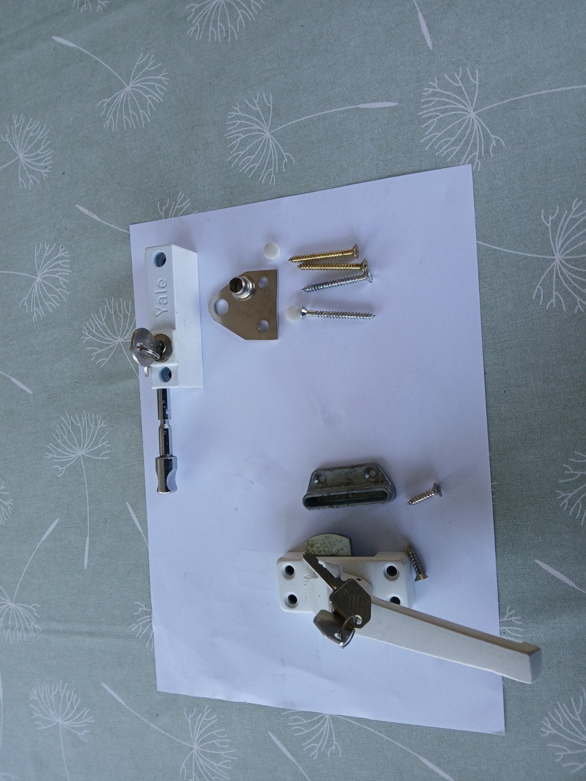 Yale raamsloten met sleutel - Set van 2, Ophalen, Nieuw, Overige materialen, Slot