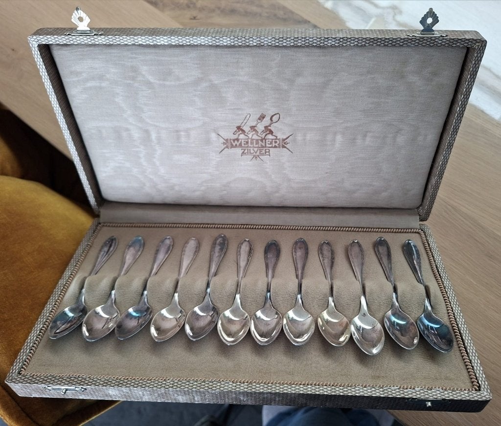 12 zilveren theelepels Wellner originele doos, Ophalen