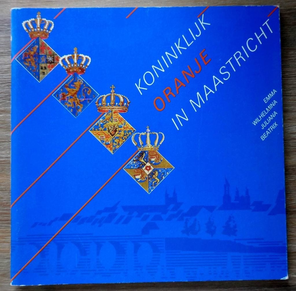 Koninklijk Oranje in Maastricht-Historische Reeks Maastricht, Boeken, Ophalen of Verzenden, Gelezen