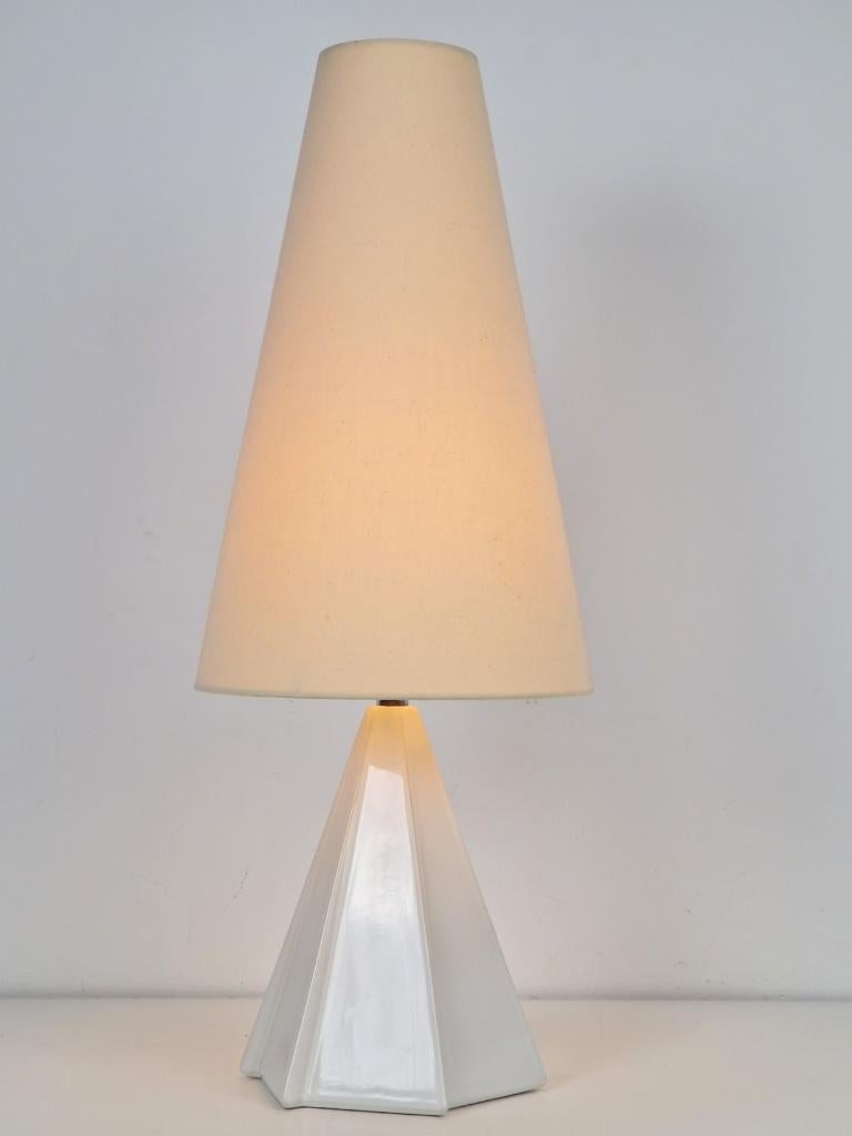 Vintage geometrische tafellamp keramiek ’70 Teepee, Huis en Inrichting, Lampen | Tafellampen, Gebruikt, 50 tot 75 cm, Overige materialen
