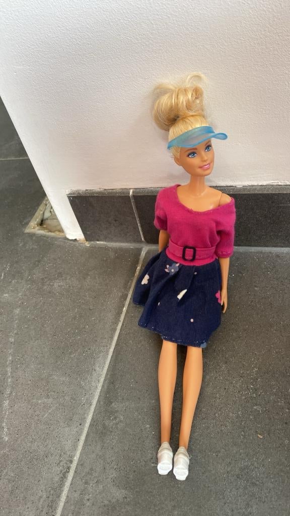 Sportie barbie pop, Kinderen en Baby's, Speelgoed | Poppen, Ophalen, Barbie