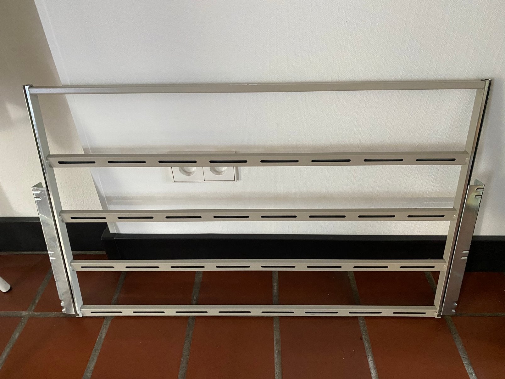 Uitschuifbaar rek ikea  gratis, Ophalen, Zo goed als nieuw