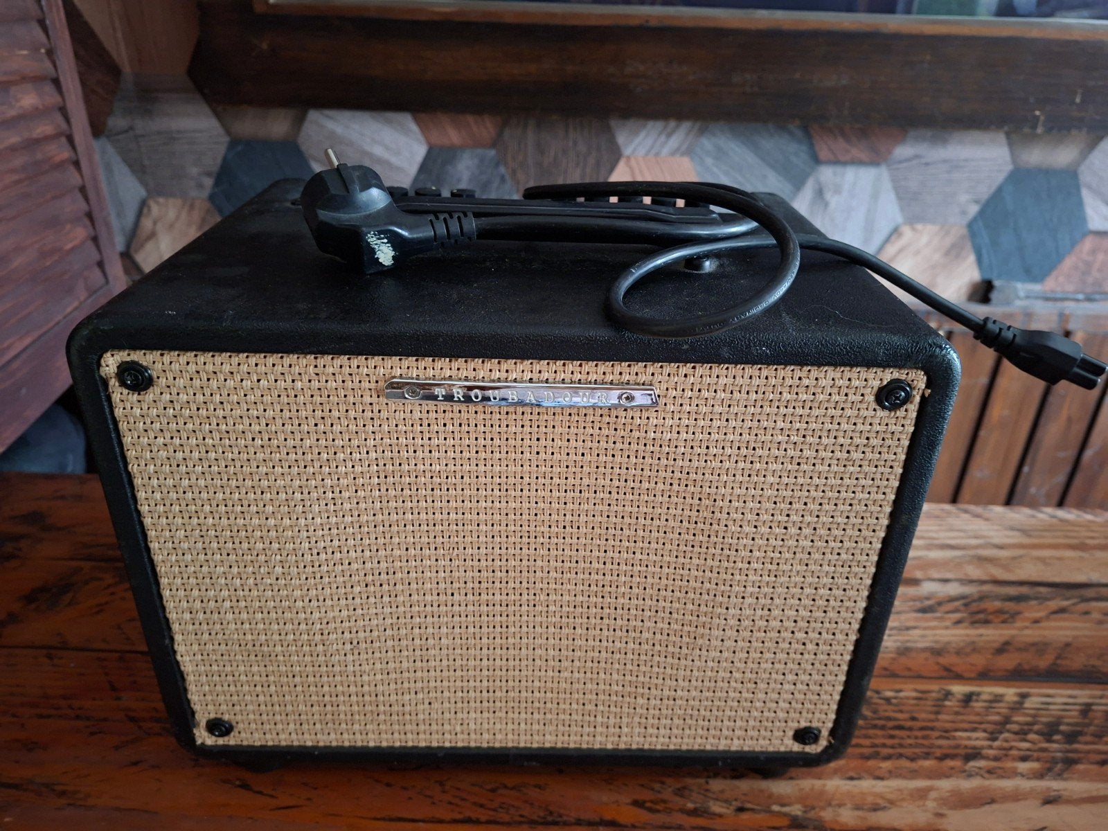 Ibanez T30-U Troubadour Akoestische Gitaarversterker, Muziek en Instrumenten, Versterkers | Bas en Gitaar, Ophalen, Minder dan 50 watt