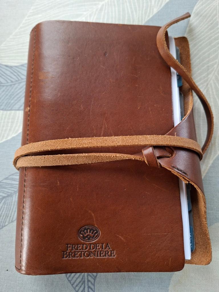 Agenda omslag leer Fred de la Bretonniere, Diversen, Agenda's, Ophalen of Verzenden, Gebruikt