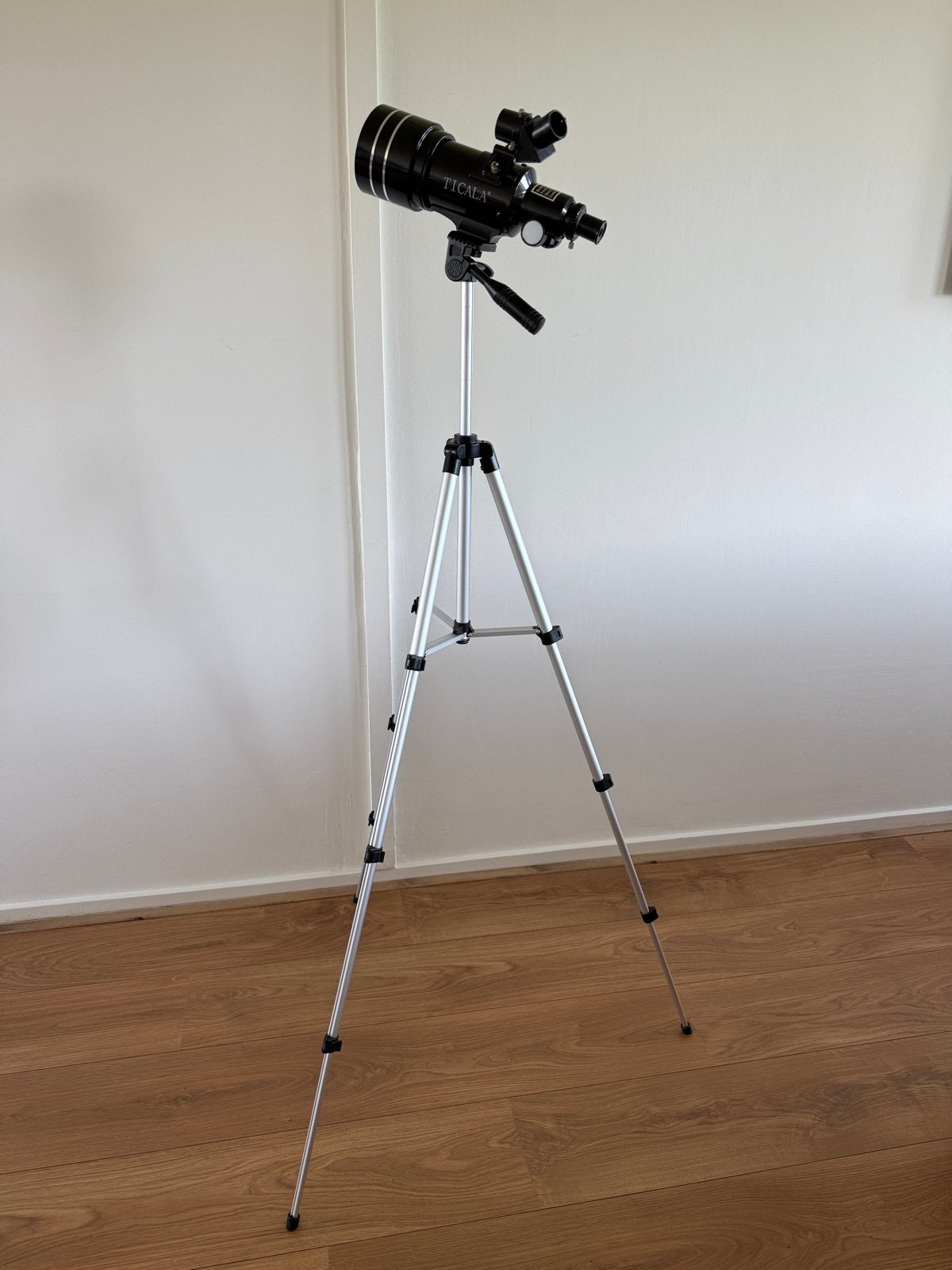 Ticala Model 30070 Telescoop met Statief en Accessoires, Lenzentelescoop (refractor), Ophalen of Verzenden, Minder dan 80 mm, Nieuw