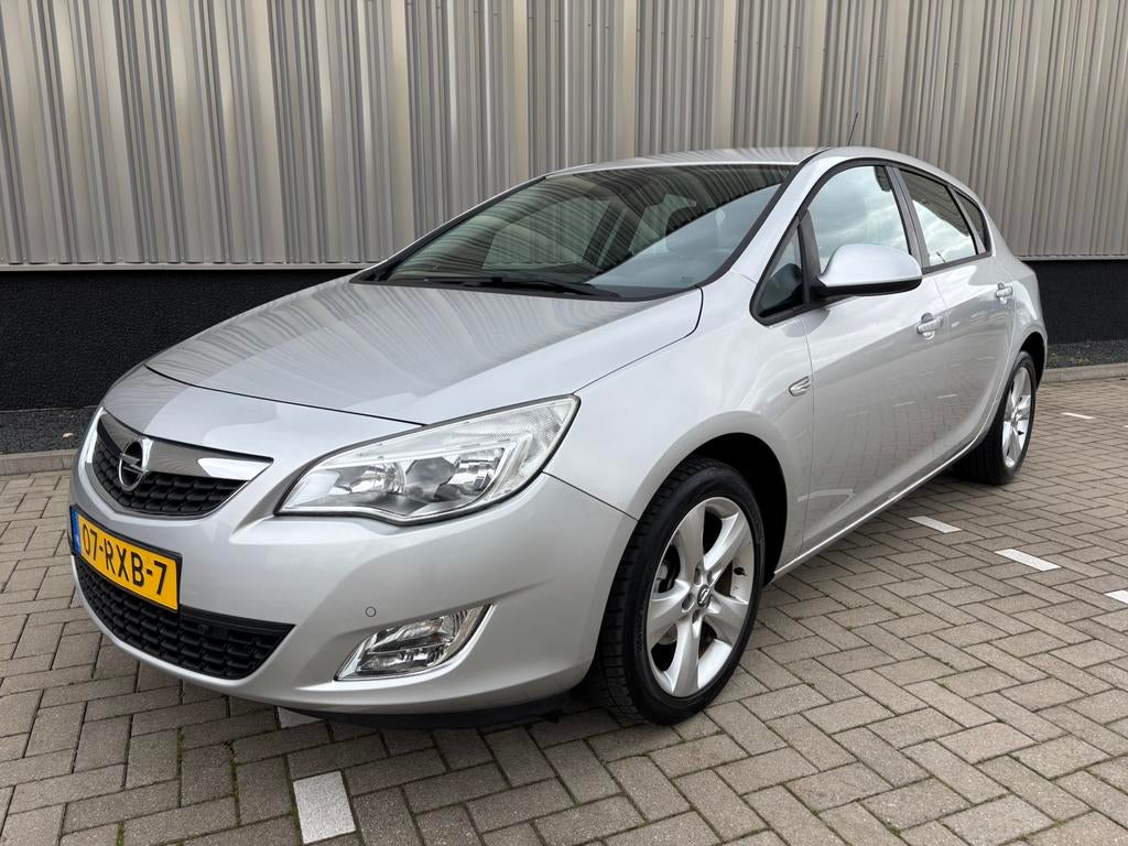 Opel Astra 1.4 Turbo Edition/ Automaat/137dkm NAP, Auto's, 4 cilinders, 1353 kg, Origineel Nederlands, Hatchback