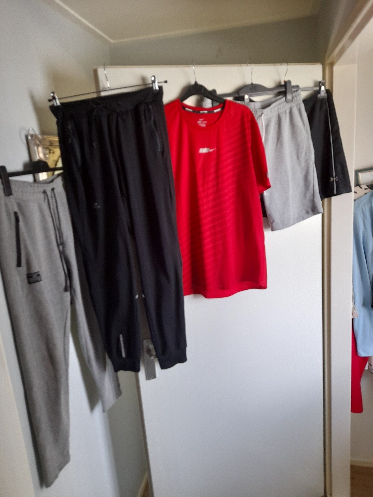 Herensportkleding div mt L 5 stuks, Maat 52/54 (L), Zwart, Zo goed als nieuw, Diverse