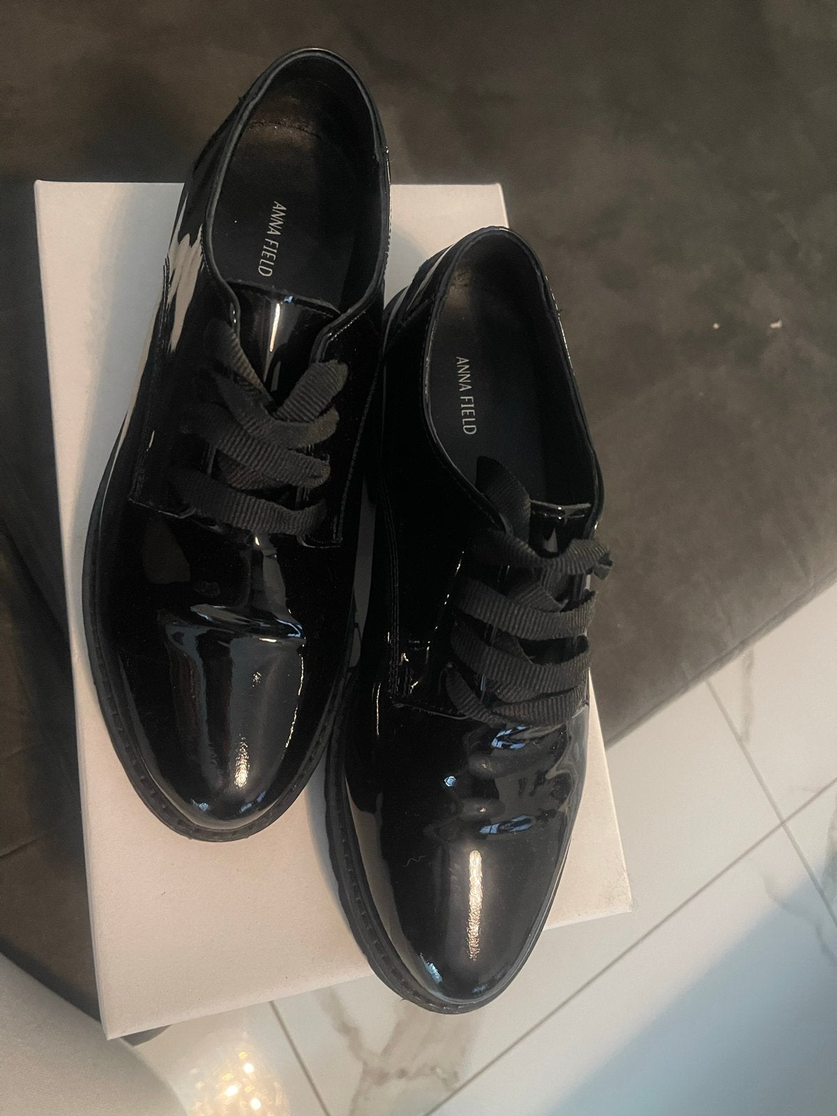 Anna Field lakleren schoenen maat 40, Ophalen, Zo goed als nieuw, Zwart, Schoenen met lage hakken