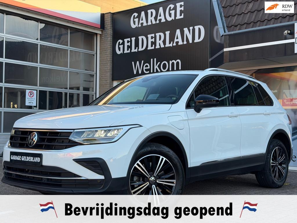 Volkswagen Tiguan 1.5 eHybrid | Full-Led | Apple/Android | N, Auto's, Volkswagen, Bedrijf, Te koop, Tiguan, ABS, Achteruitrijcamera