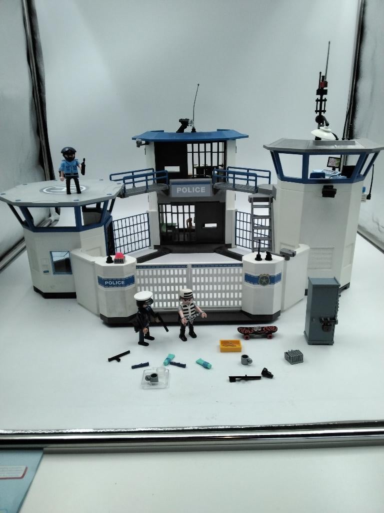 Playmobil politiebureau met gevangenis, Ophalen of Verzenden, Gebruikt