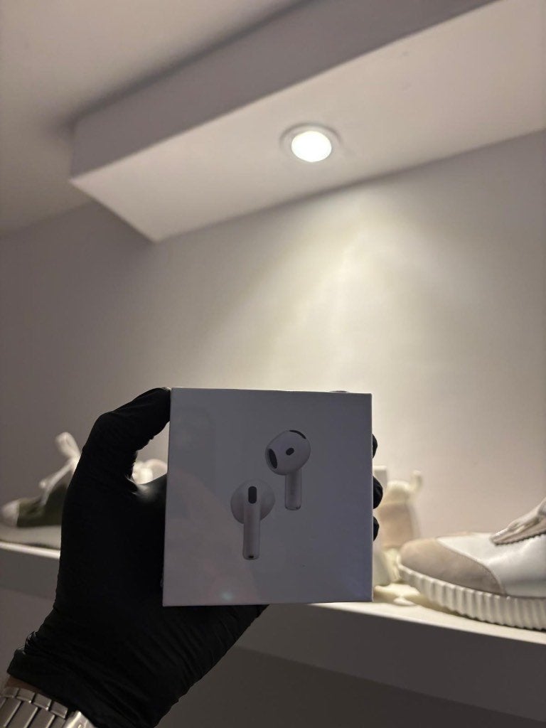 Nieuwe en gesealde Apple AirPods 4, Nieuw, Ophalen of Verzenden, Apple, Wit