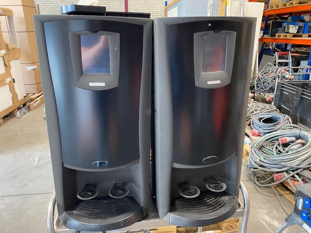 Koffieautomaten 2 stuks, Witgoed en Apparatuur, Koffiezetapparaten, Ophalen, Gebruikt, Overige typen, 10 kopjes of meer