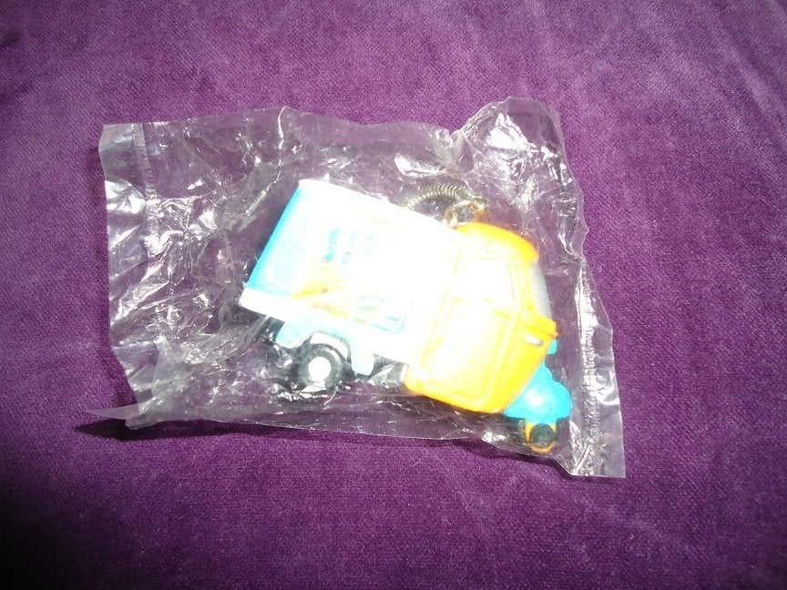 sleutelhanger van een sisi autotje, Ophalen of Verzenden, Nieuw, Merk