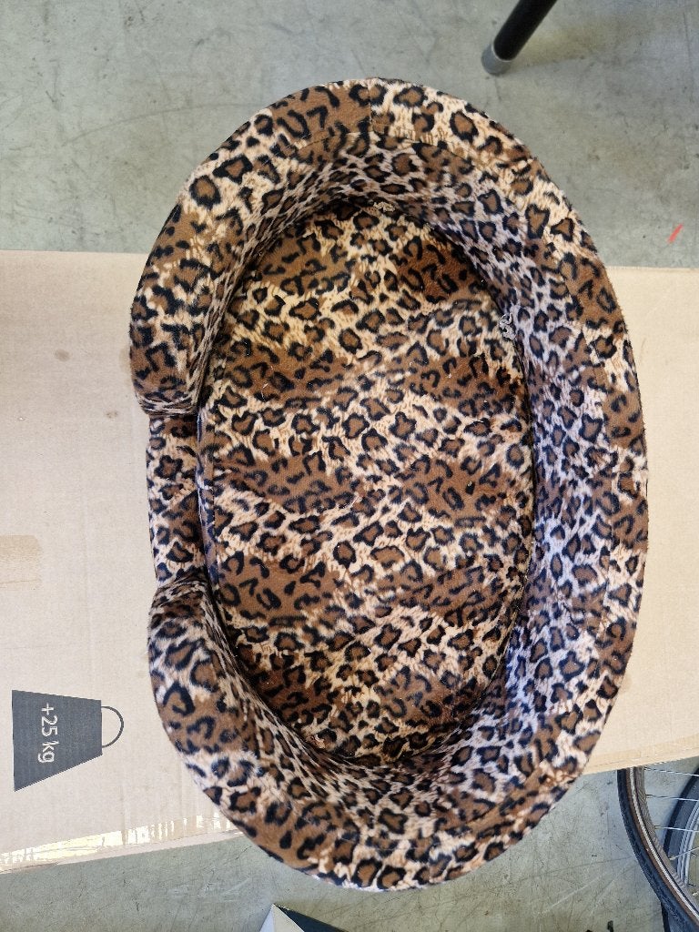 hondenmandje panterprint 62 breed en 45 diep, Ophalen, Overige, Zo goed als nieuw, Nvt