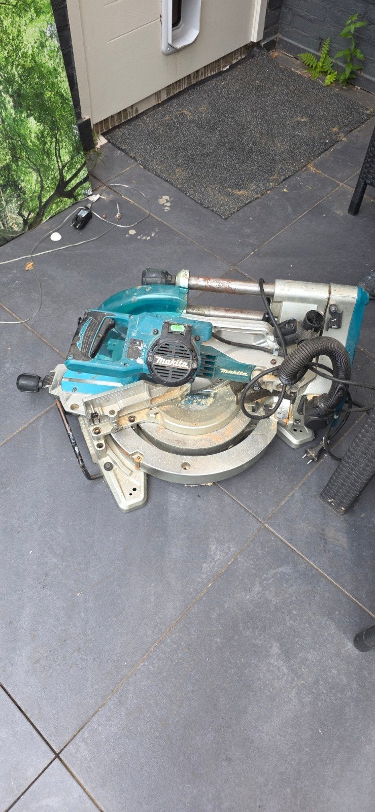 Makita LS1019L radiaal afkortzaag, Doe-het-zelf en Verbouw, Gereedschap | Zaagmachines, Ophalen, 1200 watt of meer, Afkortzaag