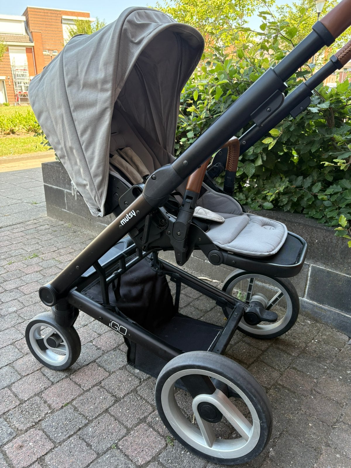 Mutsy Igo complete kinderwagen, Kinderen en Baby's, Kinderwagens en Combinaties, Gebruikt, Met reiswieg, Mutsy, Ophalen