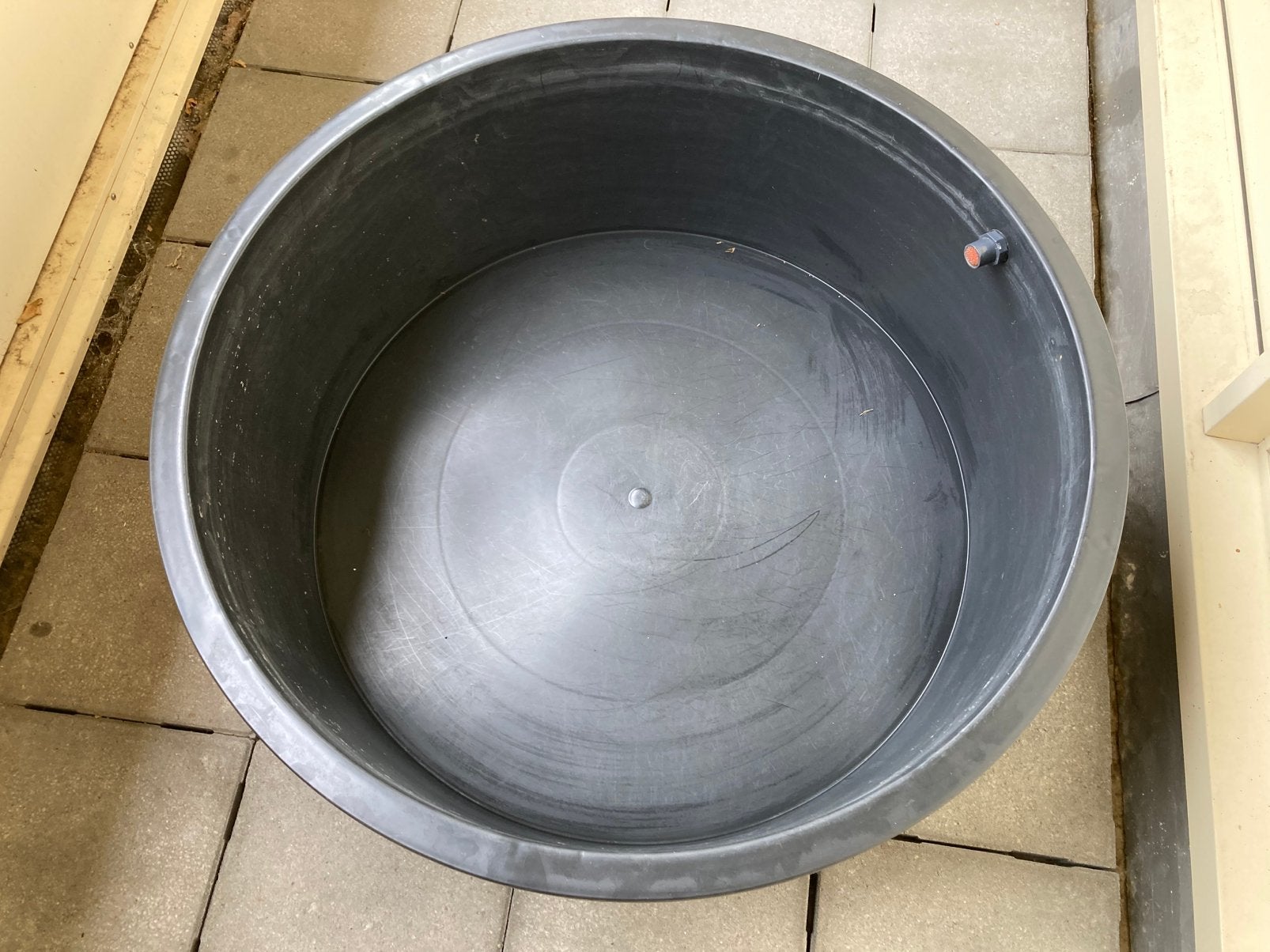Vijverbak 150 liter, Ophalen, Zo goed als nieuw