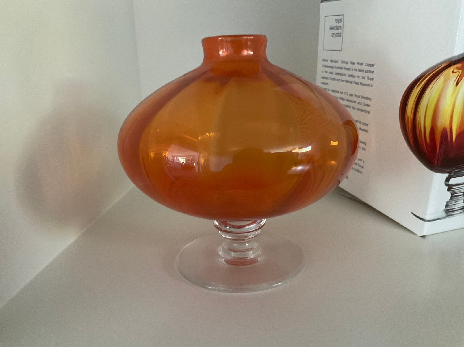 ORANJE VAASJE ONTWERP MARCEL WANDERS KONINKLIJK KOPER, Antiek en Kunst, Ophalen of Verzenden