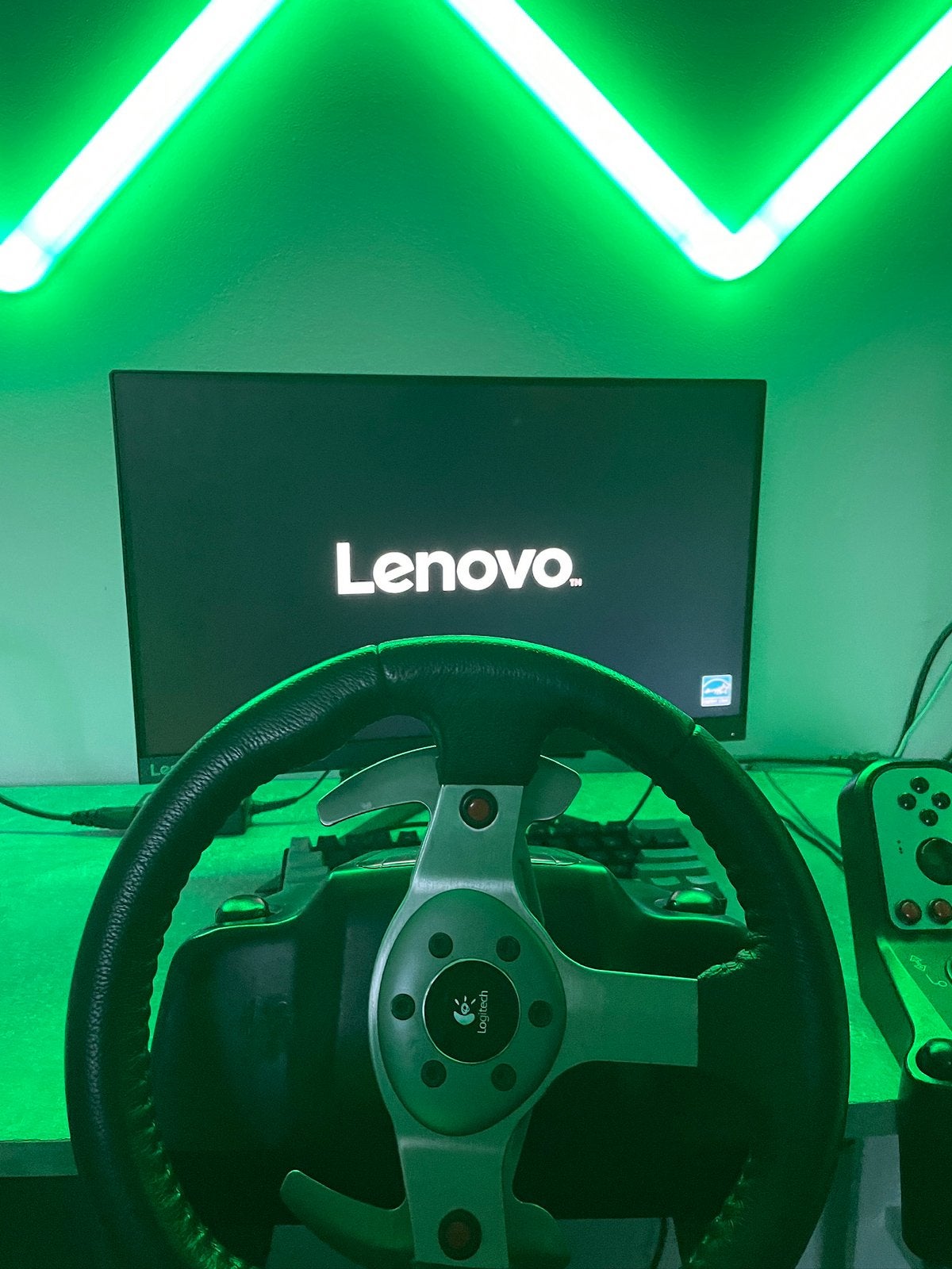 Lenovo monitor, Computers en Software, Monitoren, Ophalen, Zo goed als nieuw, 60 Hz of minder, IPS