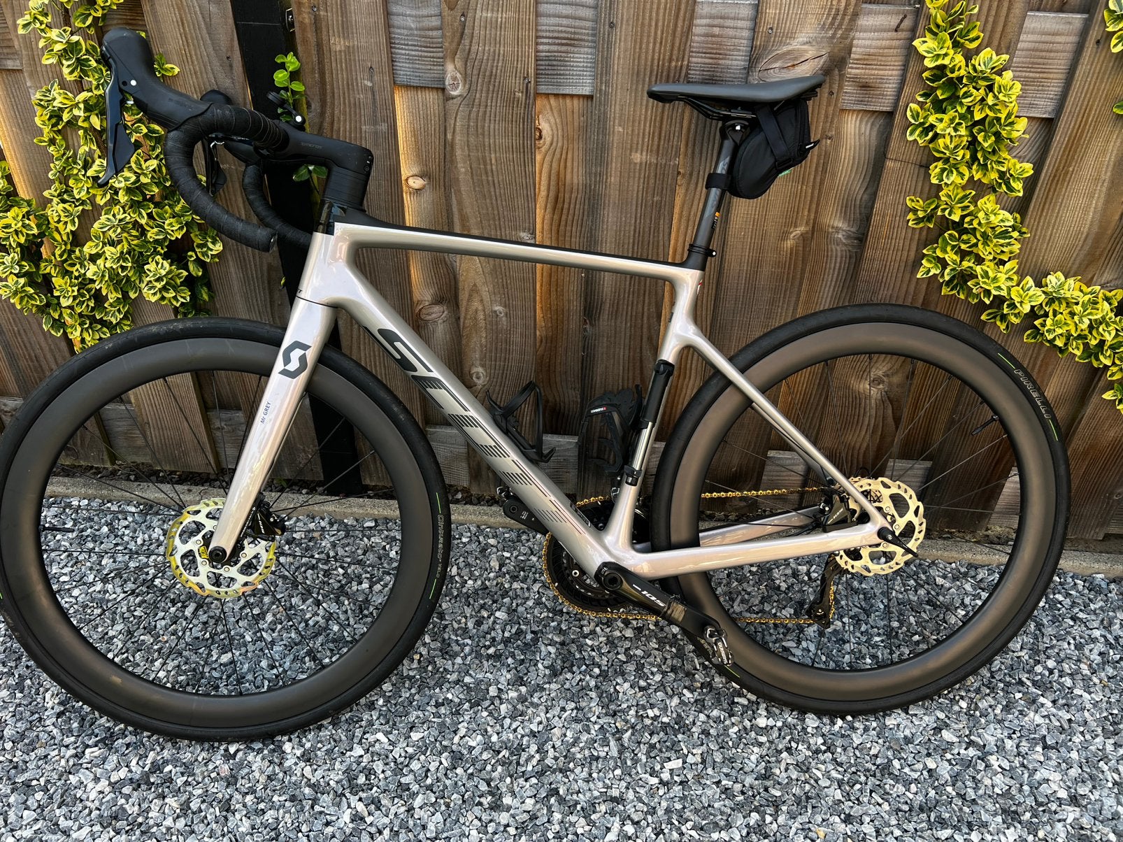 Scott Addict 30 M Shimano 105 Disc Carbon wiel. Foil.giant, Overige merken, 28 inch, Carbon, Ophalen of Verzenden